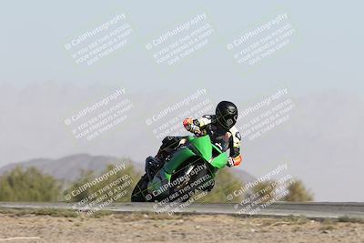 media/Dec-01-2025-Moto Forza (Mon) [[2daa91e15f]]/2-Intermediate Group/Session 2 Turn 9 Entry/